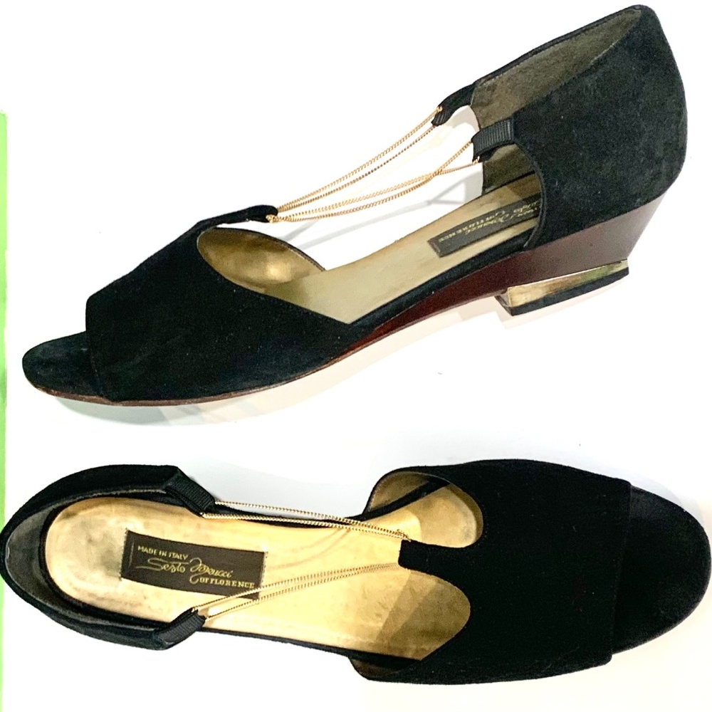 Sesto Meucci Vintage Black Suede Ballet Flats Gold Chain Gold Metal Heel D’orsay